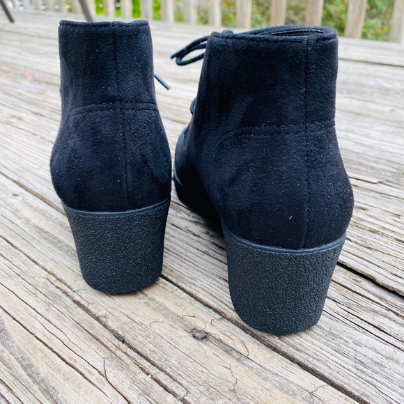 Style & Co Booties,Size 8M - Picture 11 of 11